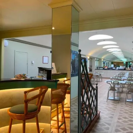 Hotel Crystal Varese