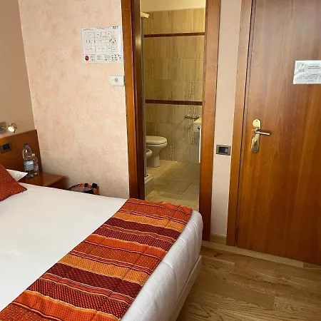Crystal 4* Varese