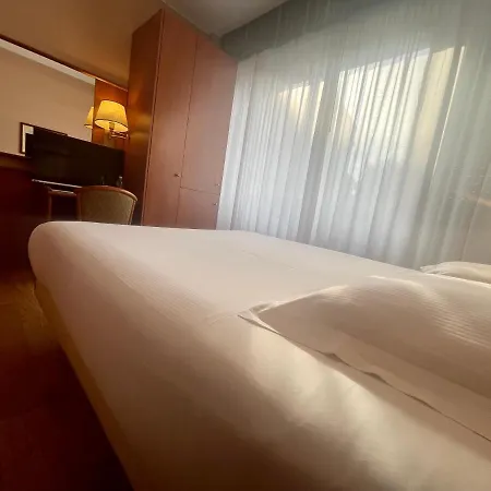 Hotel Crystal Varese