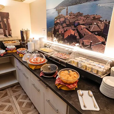 Hotel Crystal 4*