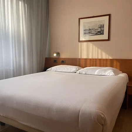 Crystal 4* Varese