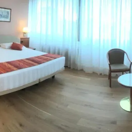 Hotel Crystal
