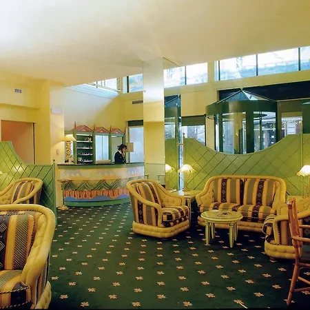 Hotel Crystal 4*